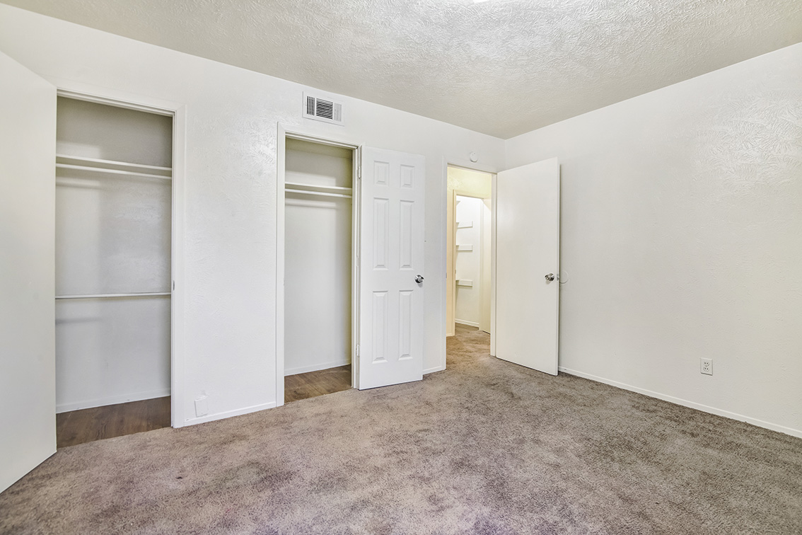 Clusters_GalleryPic8 The Clusters Apartments - Denton, Texas - Interior
