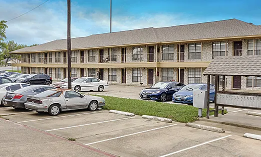 Dominion apartments in Denton, TX